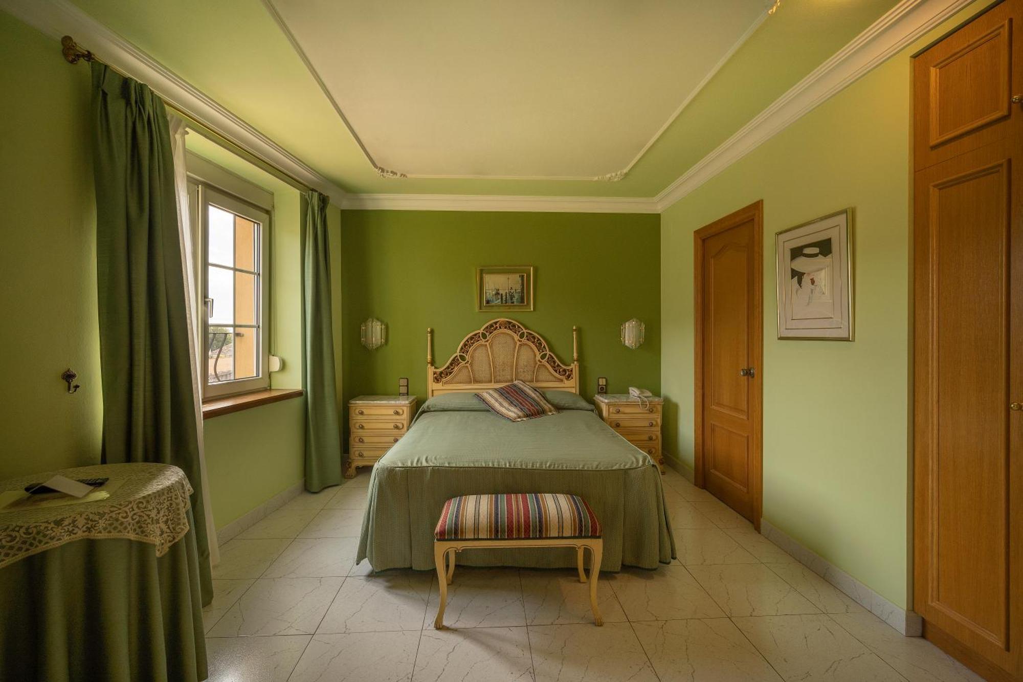 Hotel Tall De Conill Capellades Bagian luar foto