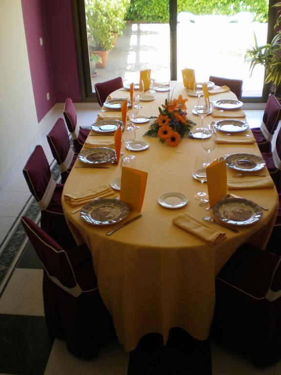 Hotel Tall De Conill Capellades Bagian luar foto